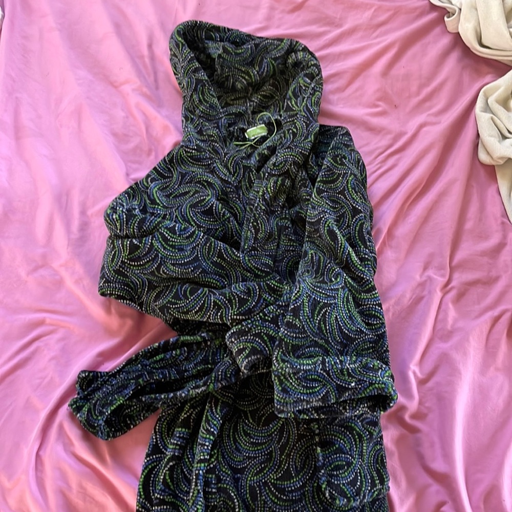 Very Bradley robe